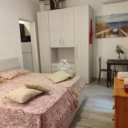 Apartment Mini With Private Kitchen & Bathroom