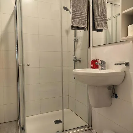 Apartment Mini With Private Kitchen & Bathroom